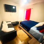 Fully Equipped Cozy 4/5 Br