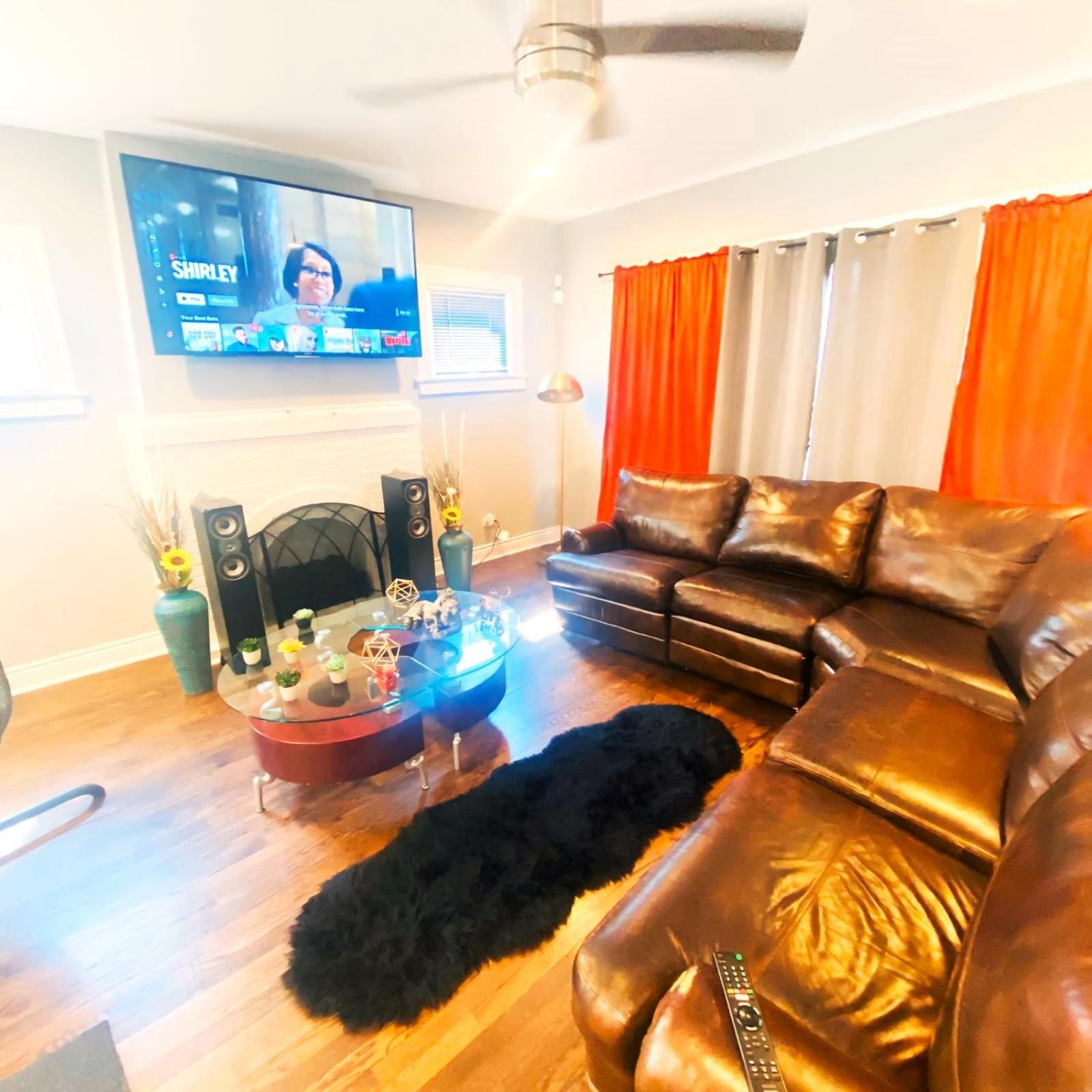 Fully Equipped Cozy 4/5 Br Apartment Chicago