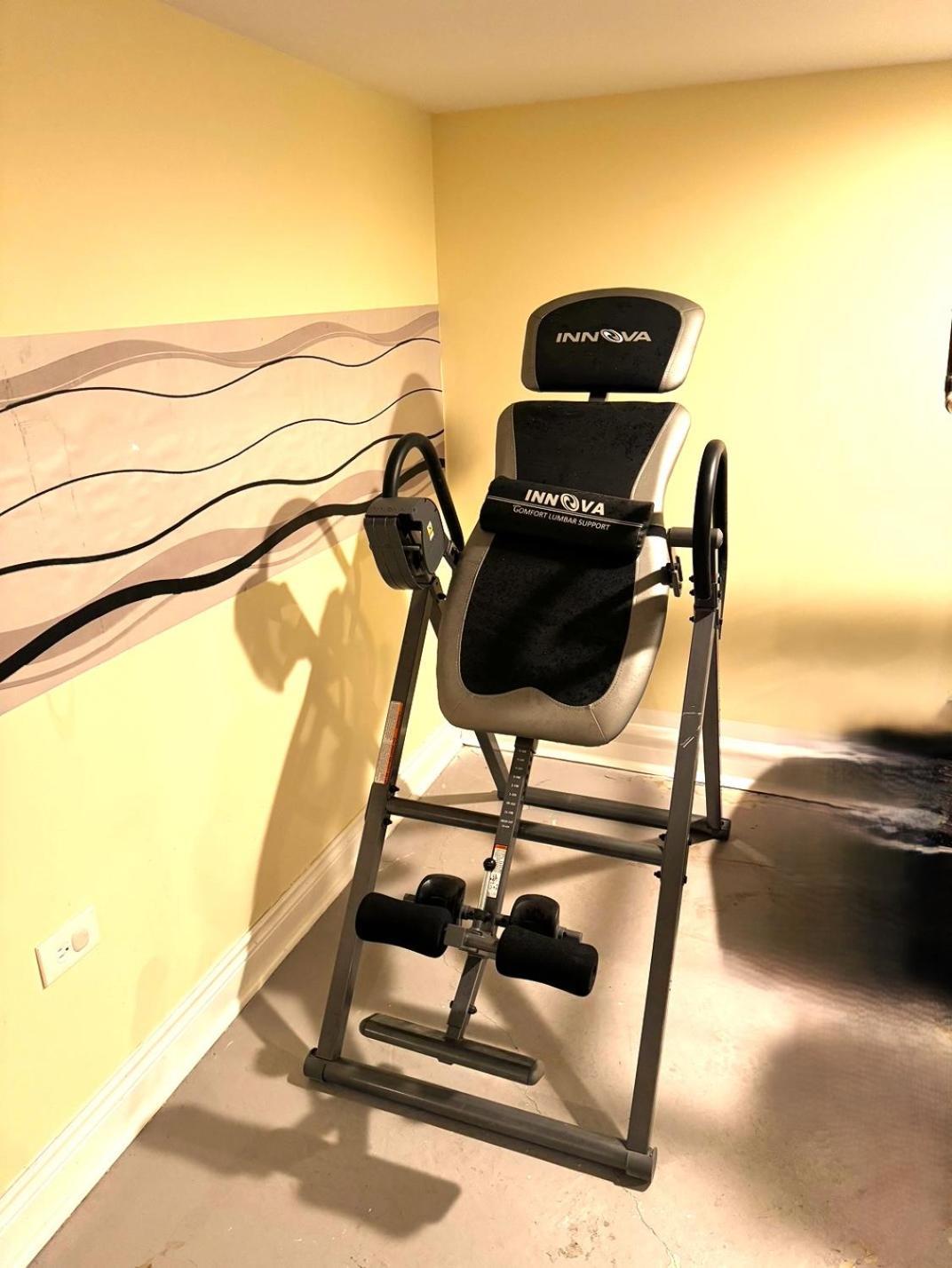 Fully Equipped Cozy 4/5 Br * Chicago